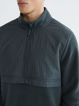 Dik Yaka Uzun Kollu Polar Erkek Sweatshirt