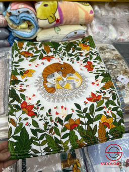 Льняное полотенце с рисунком