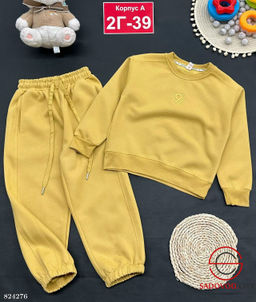 Костюм для девочки спортивный