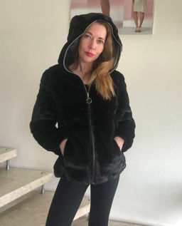 Куртка двухсторонняя, черная