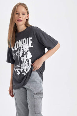 Моющаяся футболка Cool Blondie Oversize с круглым вырезом из 100 % хлопка с короткими рукавами и эффектом выцветания - Defacto фото 4