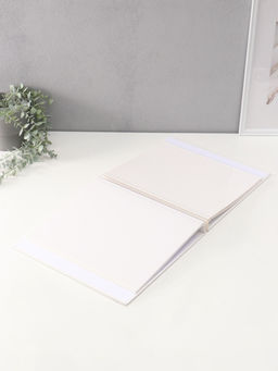 Фотоальбом магнитный на 20 листов Енотик с сердечком, кожзам, в коробке, 2.6?32?33.5 см