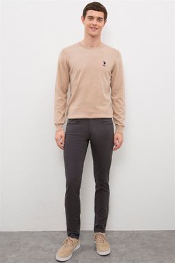 Коричневый вязаный свитер Basic