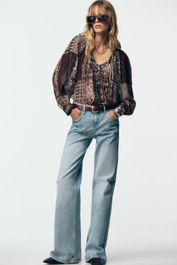Z1975 FLARE FIT LOW-RISE JEANS