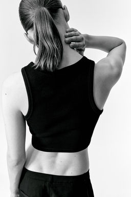 Camiseta cropped sin mangas - H&m фото 3