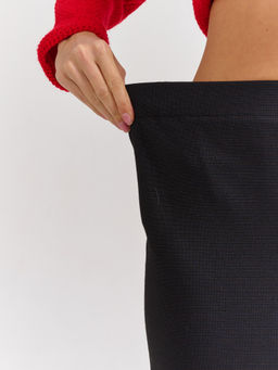 Юбка на круговой резинке из плотного трикотажа