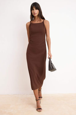 Kahverengi Bodycon Kare Yaka Kolsuz Buzgulu Maxi Paper Touch Orme Elbise TWOSS26EL00155