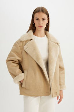 Relax Fit Suet Mont Kruvaze Yaka Dugmeli Mevsimlik Pelus Astarl?