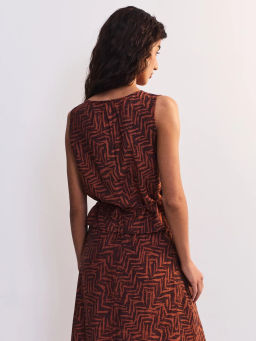 Блуза из вискозы с треугольным вырезом ZR2605012009-257 / Zarina фото 6