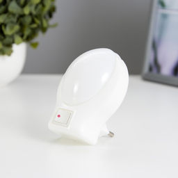 Цена за 2 шт. Ночник пластик от сети "Лунный свет" белый 9х7х3,5 см RISALUX