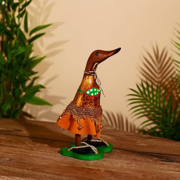 Сувенир «Утка в юбке», 27 см, дерево