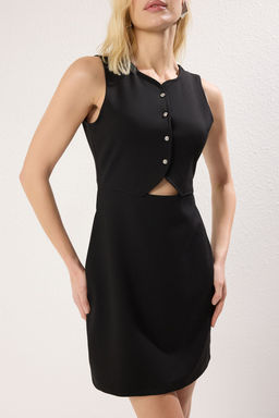 TRENDYOLMILLA Pembe Dugmeli S?f?r Kol Cut Out/Pencere Detayl? Vucuda Oturan Esnek Midi Orme Elbise TWOSS25EL00378  фото 4