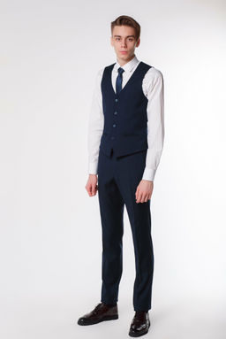 Жилет для мальчика, прилегающий (синий)