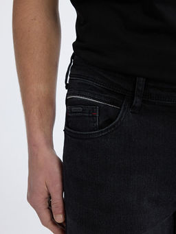 779 Regular Fit Erkek Jean Pantolon