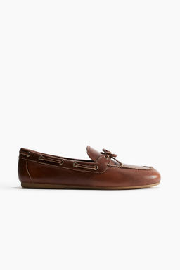 Zapatos n?uticos