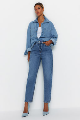 TRENDYOLMILLA Mavi Yuksek Bel Mom Jeans TWOAW24JE00076  фото 7