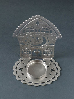 Подсвечник на 1 свечу Домик новогодний с часами, металл, серебряный, 6.7?10?13.5 см