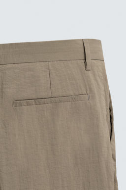 PANTAL?N FLUIDO RELAXED FIT EFECTO ARRUGADO / Beige - Zara фото 10