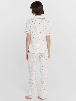 Пижама женская белая с принтом "сердечки"