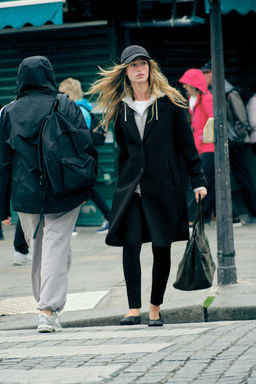 CONTRAST COAT WITH DETACHABLE HOOD