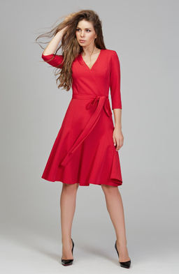 Романтичное платье малиновый