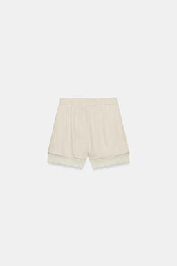 BERMUDA BAJO PUNTILLA / Beige claro