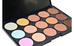 Палетка консилеров и корректоров 15 цветов - Sadoer фото 6