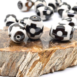 Бусины Дзи "Мирный Крест и три глаза" из агата бочонок 10*14мм, 1 бусина Радуга камня