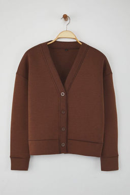 Teen Kahverengi Oversize/Genis Kal?p V yaka Full Dugme Kapama Esnek Orme Sweatshirt TWOAW26SW00013 - Trendyolmilla фото 5