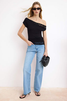 Ekru Fitted/Vucuda Oturan Asimetrik Yaka Dantel Detayl? Crop/K?sa Esnek Orme Bluz TWOSS26BZ00356 - Trendyolmilla фото 6