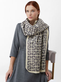 в составе ШЕРСТЬ и КАШЕМИР  Большой, мягкий, теплый двусторонний палантин с принтом. - Tantino фото 9