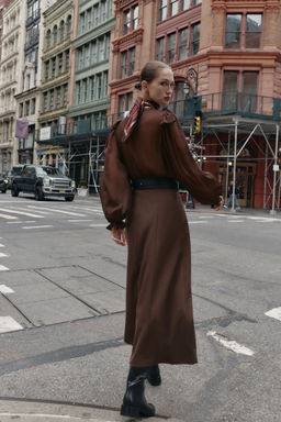 MIDI DRESS WITH CONTRASTING BELT - Zara фото 6