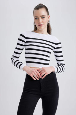 Укороченный свитер в полоску приталенного кроя с круглым вырезом - Defacto фото 6