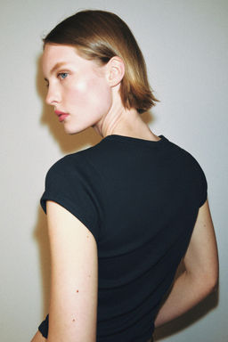 CAMISETA RIB MANGA CORTA / Marino - Zara фото 3