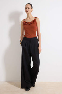 Kiremit Fitted/Vucuda Oturan Degaje Yaka Kal?n Ask?l? Kolsuz Buzzy Orme Bluz TWOSS26BZ00266