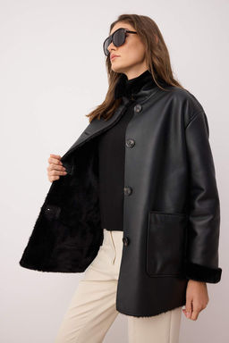 Siyah Suni Deri Ici Kurklu Mono Kapama Oversize Midi Kaban TWOAW26KB00007 - Trendyolmilla фото 5