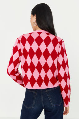 Pembe Crop Desenli/Jakarl? Ceket Gorunumlu Triko H?rka TWOAW23HI00176