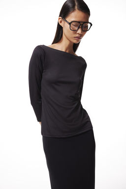 Top con escote barco