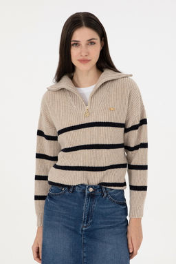 Женский свитер с v-образным вырезом и камнями Неожиданная скидка в корзине