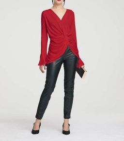 Блузка, красная