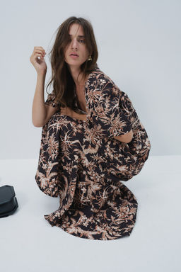 Vestido con cinturon de anudar