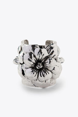 FLOWER BANGLE BRACELET