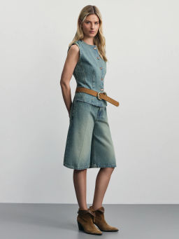 Джинсовые шорты бермуды со стрелками / Zarina