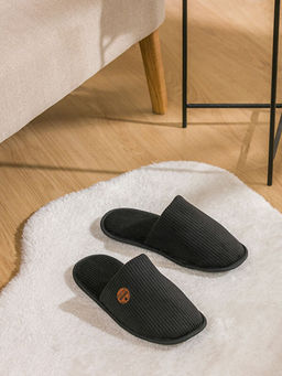 Nak??l? Erkek Ev Terli?i