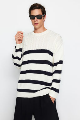 TRENDYOL MAN Ekru Casual Unisex Oversize Fit Genis Kal?p Sac Orgu Cizgili Tuylenmeyen Triko Kazak TMNAW24KZ00002 - Trendyolmilla фото 2