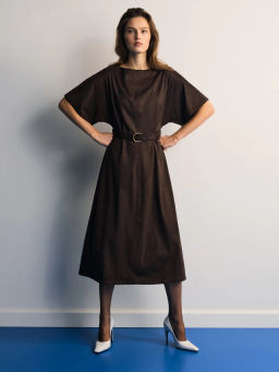 Платье миди с поясом / Zarina