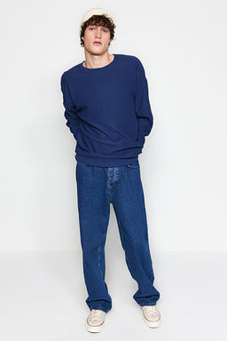 Lacivert Oversize/Geni_ Kesim Dokulu Yaka Detayl_ Sweatshirt TMNAW24SW00233 - Trendyolmilla фото 2