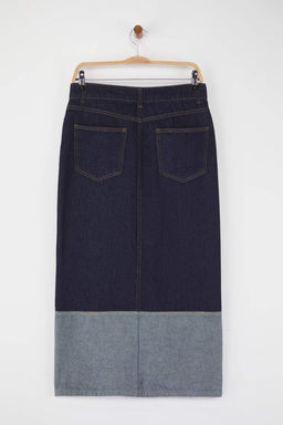 Limited Edition Koyu Mavi Asimetrik Kapama Midi Denim Etek TWOAW26ET00063