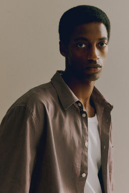 Camisa en mezcla de lino Regular Fit - H&m фото 4