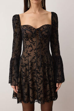 Siyah Kalp Yaka Dantel K?sa / Mini S?k/Gece Elbise TPRAW26EL00085 - Trendyolmilla фото 3